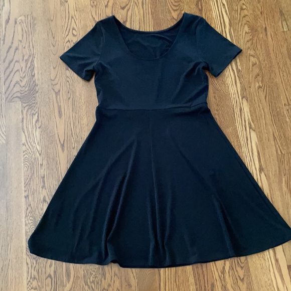 Karen Kane Dress size medium - Picture 4 of 5